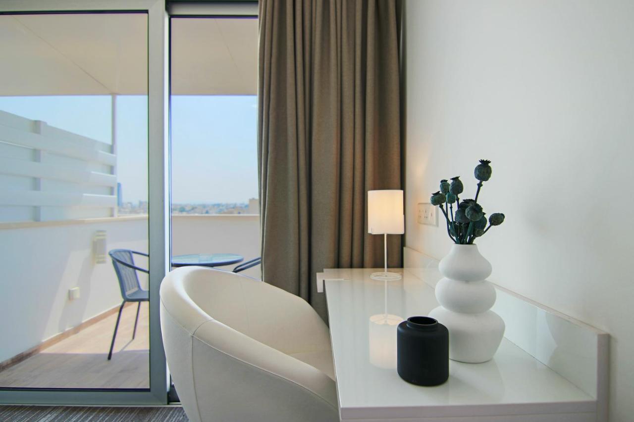 Phaedrus Living: Luxury Suite Nicosia 508 Esterno foto