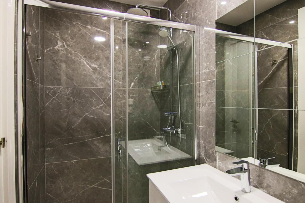 Phaedrus Living: Luxury Suite Nicosia 508 Esterno foto